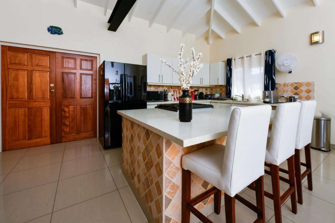 Villa Swiss Paradise With Private Pool Palm Beach Exteriér fotografie